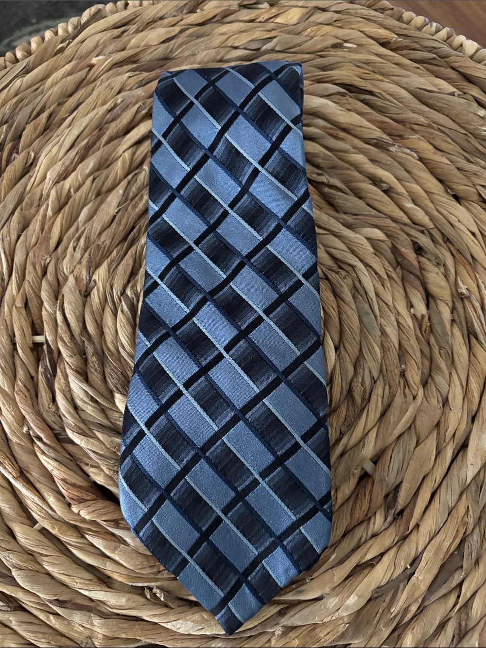 croft & barrow Blue and Black Geometric Woven Tie